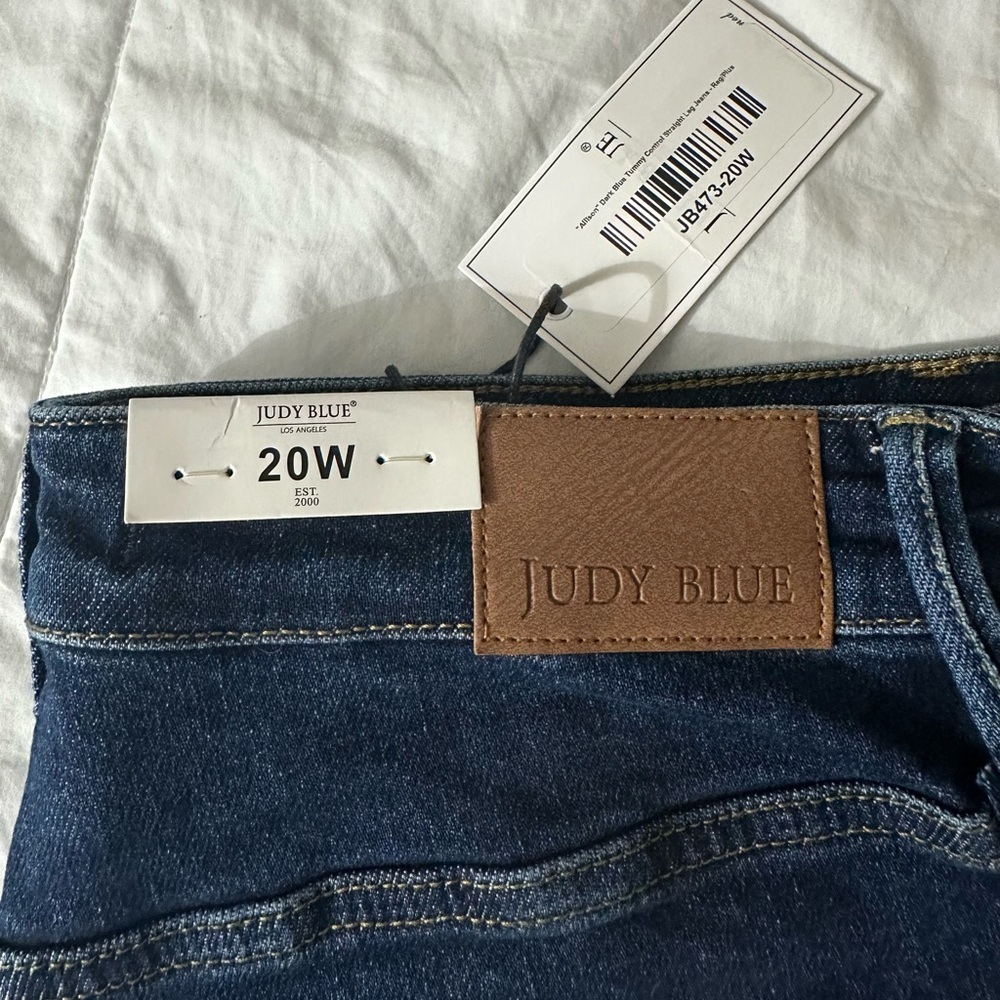 Judy Blue Women's Dark Blue Straight Leg Jeans